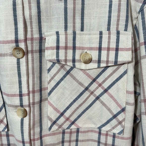 Ashley By 26 International Shacket Cream Plaid‎ Button Front in Size S NWT - Picture 7 of 13